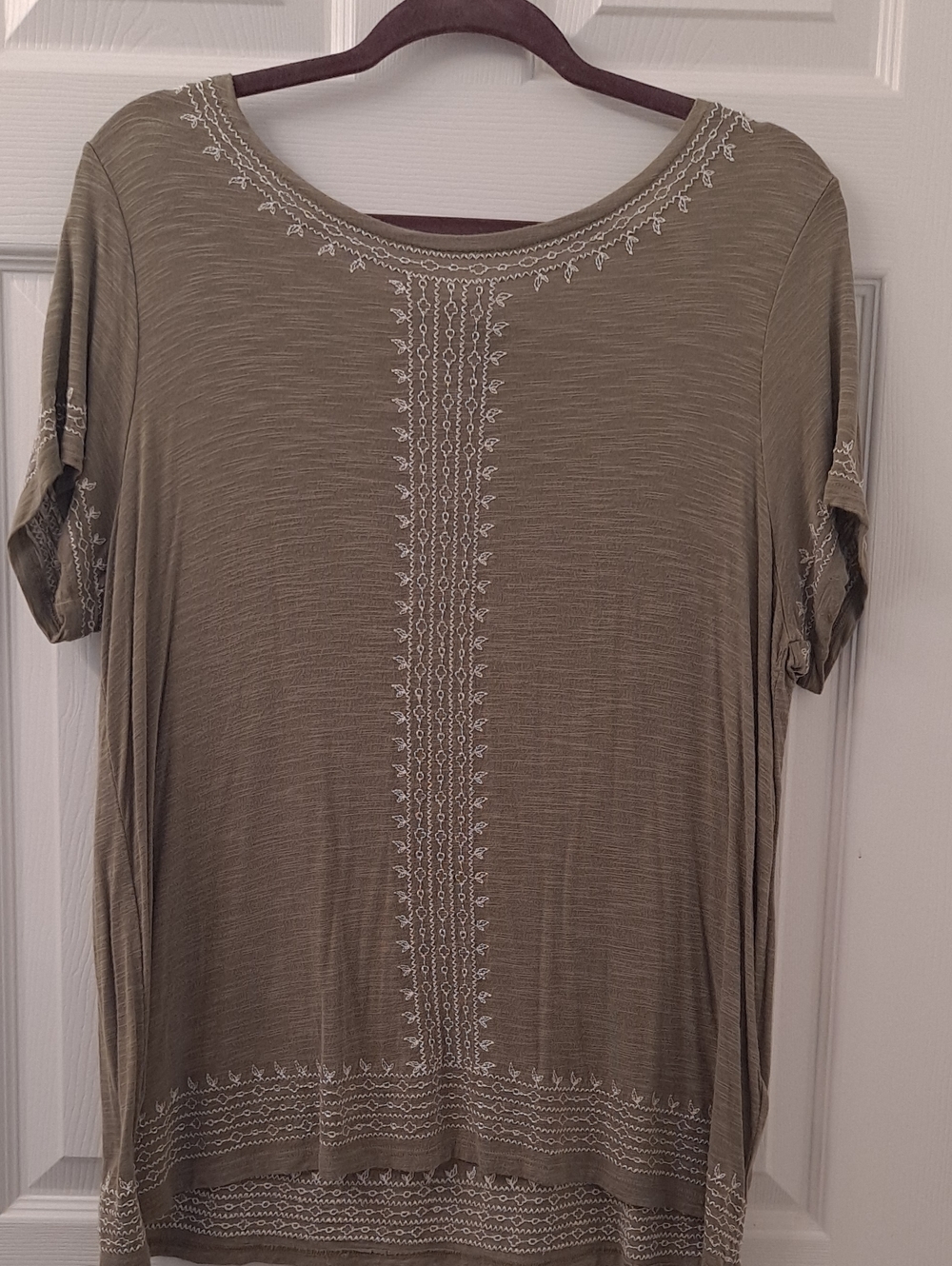 Rafaella Olive Short Sleeve Top with Ivory Embroidery